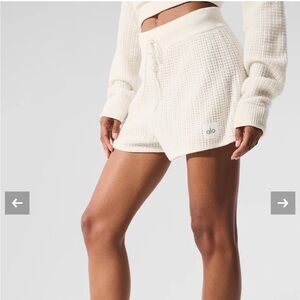 ALO Yoga Cashmere high-waist plush waffle Shorts, size M - will also fit S/XS